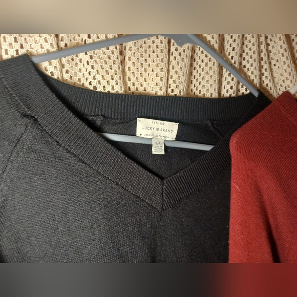Lucky Brand 2 Piece Black and Red V Neck Sweater Set Cotton Blend Size Small - Picture 14 of 14